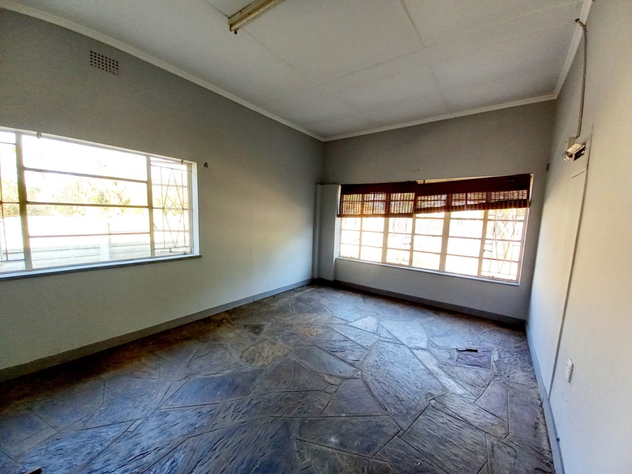 4 Bedroom Property for Sale in Potchefstroom South North West